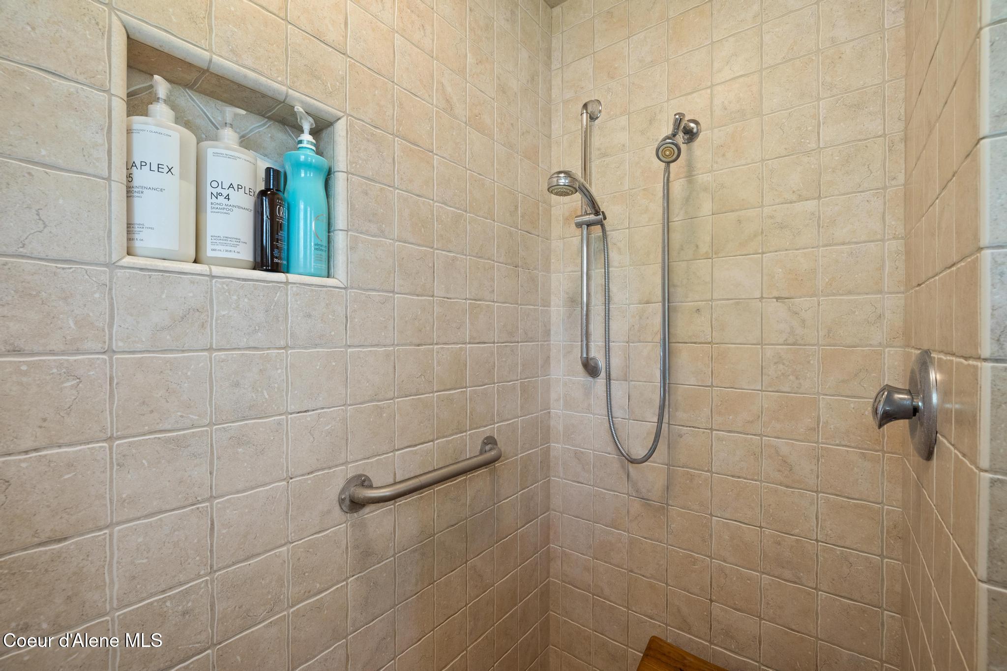 4459 East O'Gara Road Harrison, ID 83833 - Photo 27 of 47 Primary Bathroom