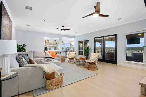 $1,850,000 | 3008 Point Cove, Lago Vista, TX 78645