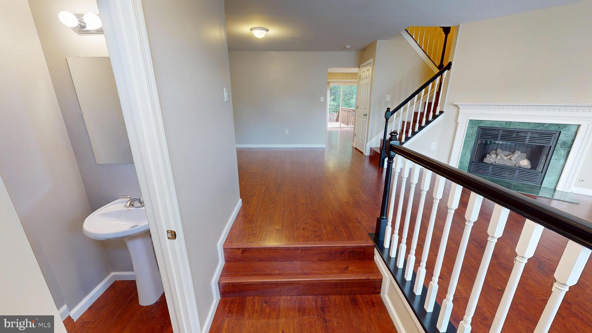 10611 Riva Place White Plains, MD 20695 - Photo 3 of 93