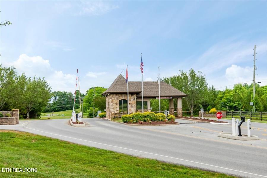 151 Gold Finch Lane Vonore, TN 37885 - Photo 11 of 20 Gate - Copy