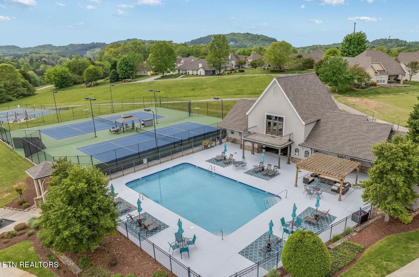 151 Gold Finch Lane Vonore, TN 37885 - Photo 20 of 20 Tennis pool and pickelball