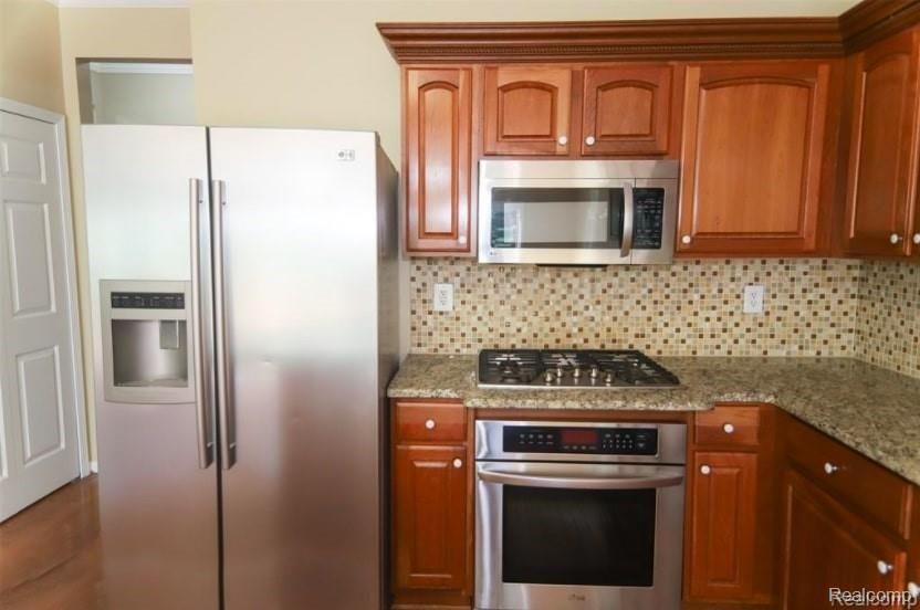 33 Oakbridge Drive Rochester, MI 48306 - Photo 18 of 74