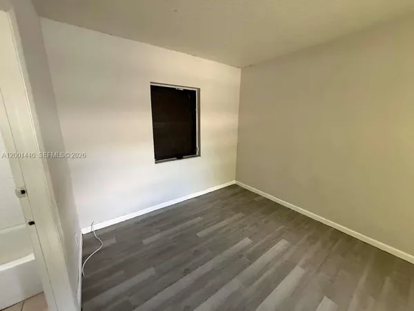 $1,400 | 817 Northwest 10th Street, Unit 2, Hallandale Beach, FL 33009