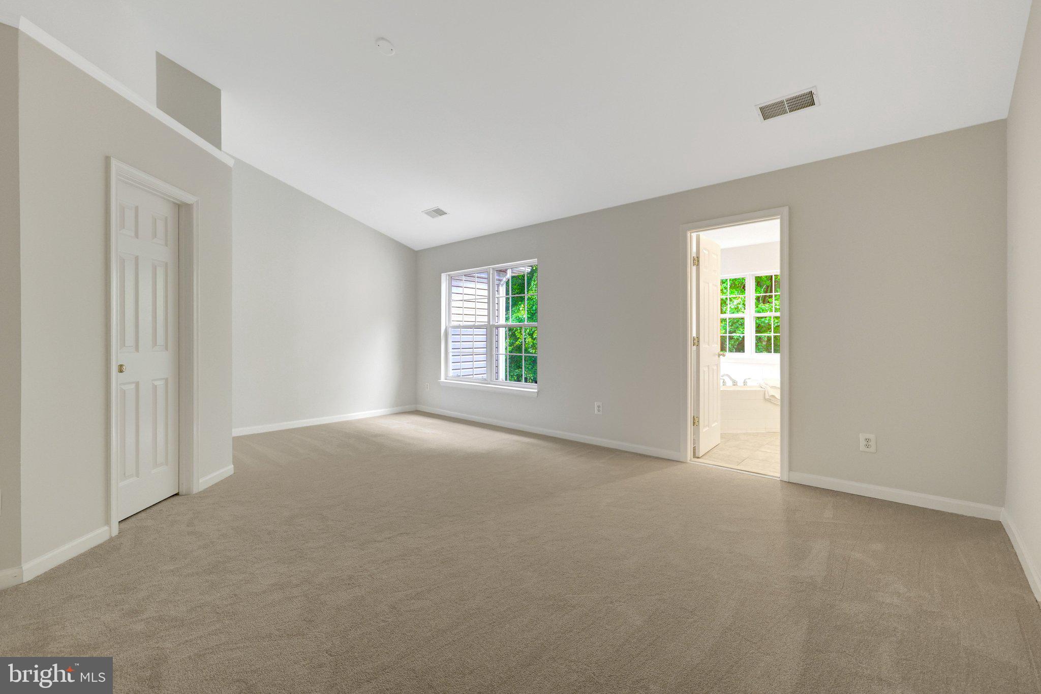 1268 Wild Hawthorn Way Reston, VA 20194 - Photo 28 of 55 Peaceful Primary Suie