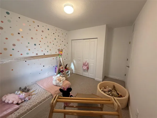 $2,400 | 412 Northwest 12th Street, Florida City, FL 33034
