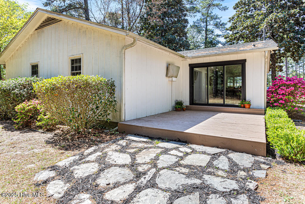 1369 Linden Road Aberdeen, NC 28315 - Photo 29 of 32 Back