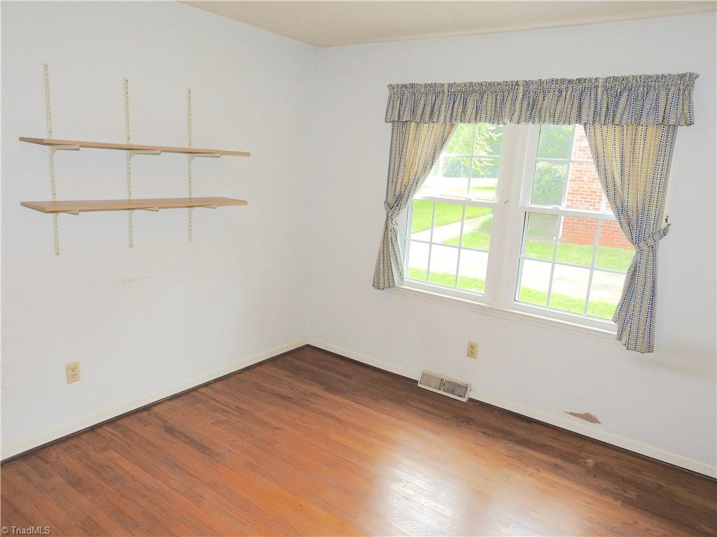 6219 Ballinger Road Greensboro, NC 27410 - Photo 11 of 19 Gallery Image 11