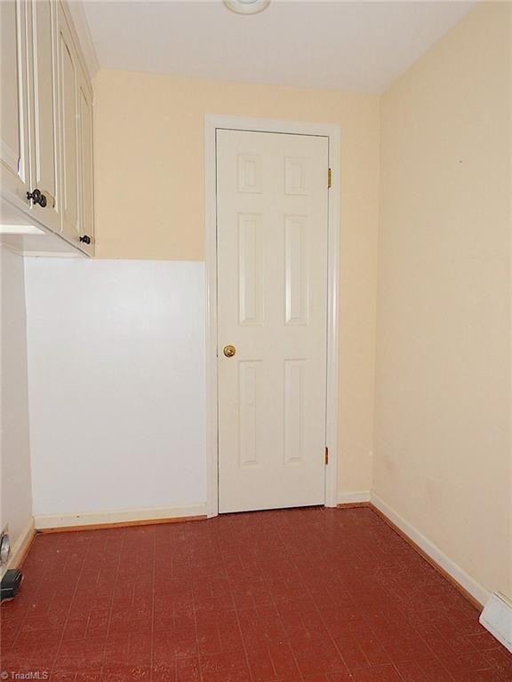 6219 Ballinger Road Greensboro, NC 27410 - Photo 15 of 19 Gallery Image 15