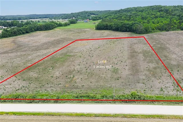 $149,950 | Lot 4 Honey Creek Road, Tonganoxie, KS 66086