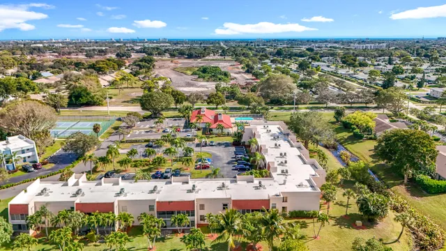 $1,950 | 2500 Fiore Way, Unit 102C, Delray Beach, FL 33445