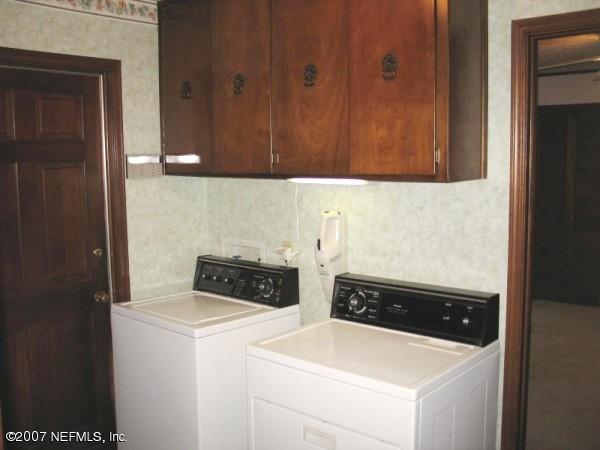 640 River Road Orange Park, FL 32073 - Photo 15 of 26 Laundry Room