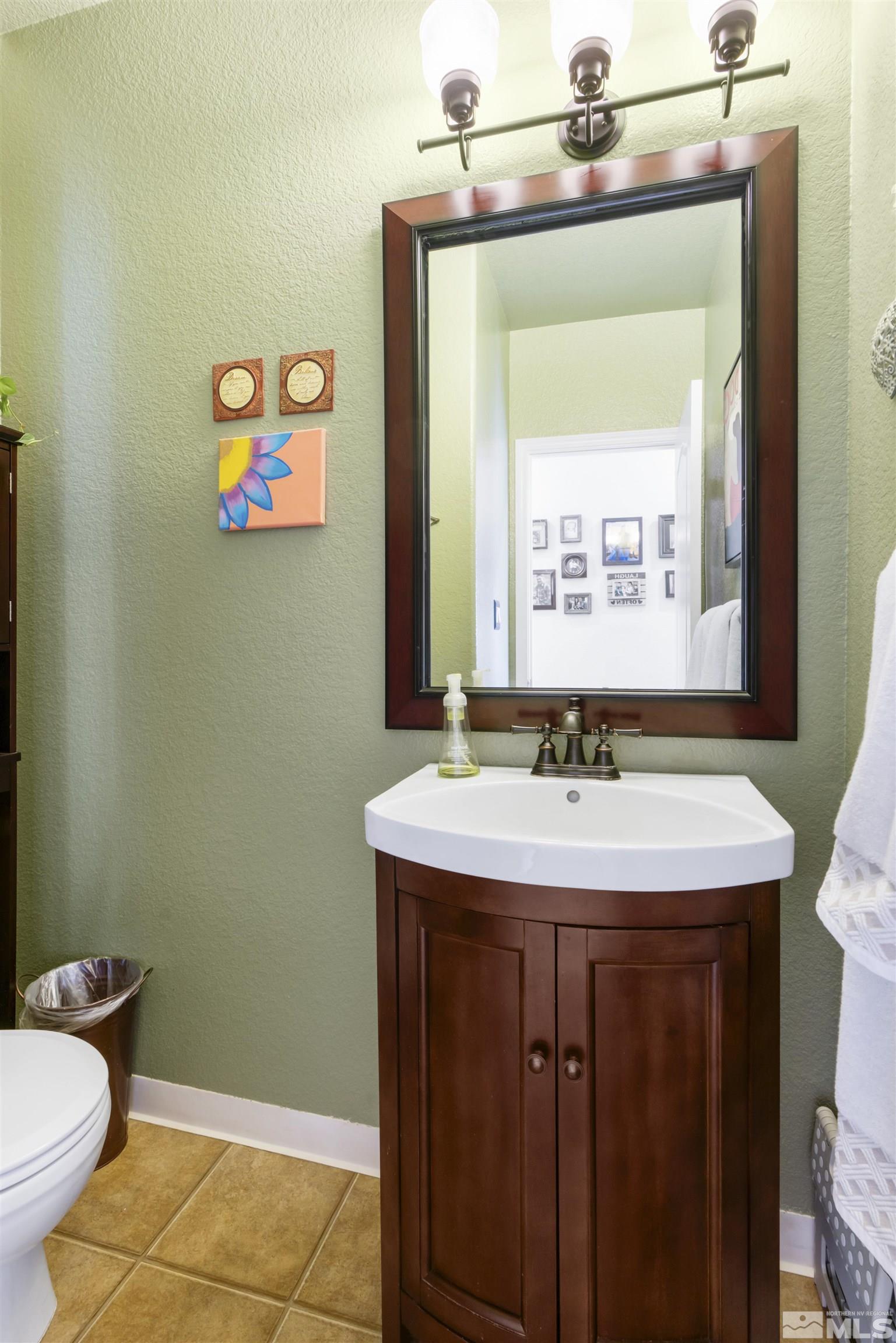 10045 Zephyr Heights Drive Reno, NV 89521 - Photo 11 of 32 Photo 11