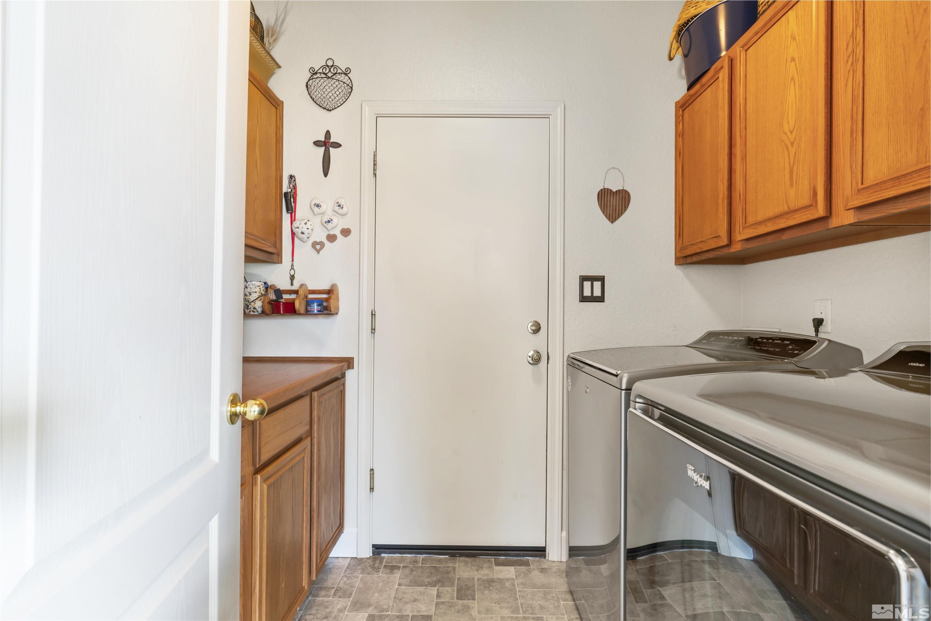 10045 Zephyr Heights Drive Reno, NV 89521 - Photo 12 of 32 Photo 12
