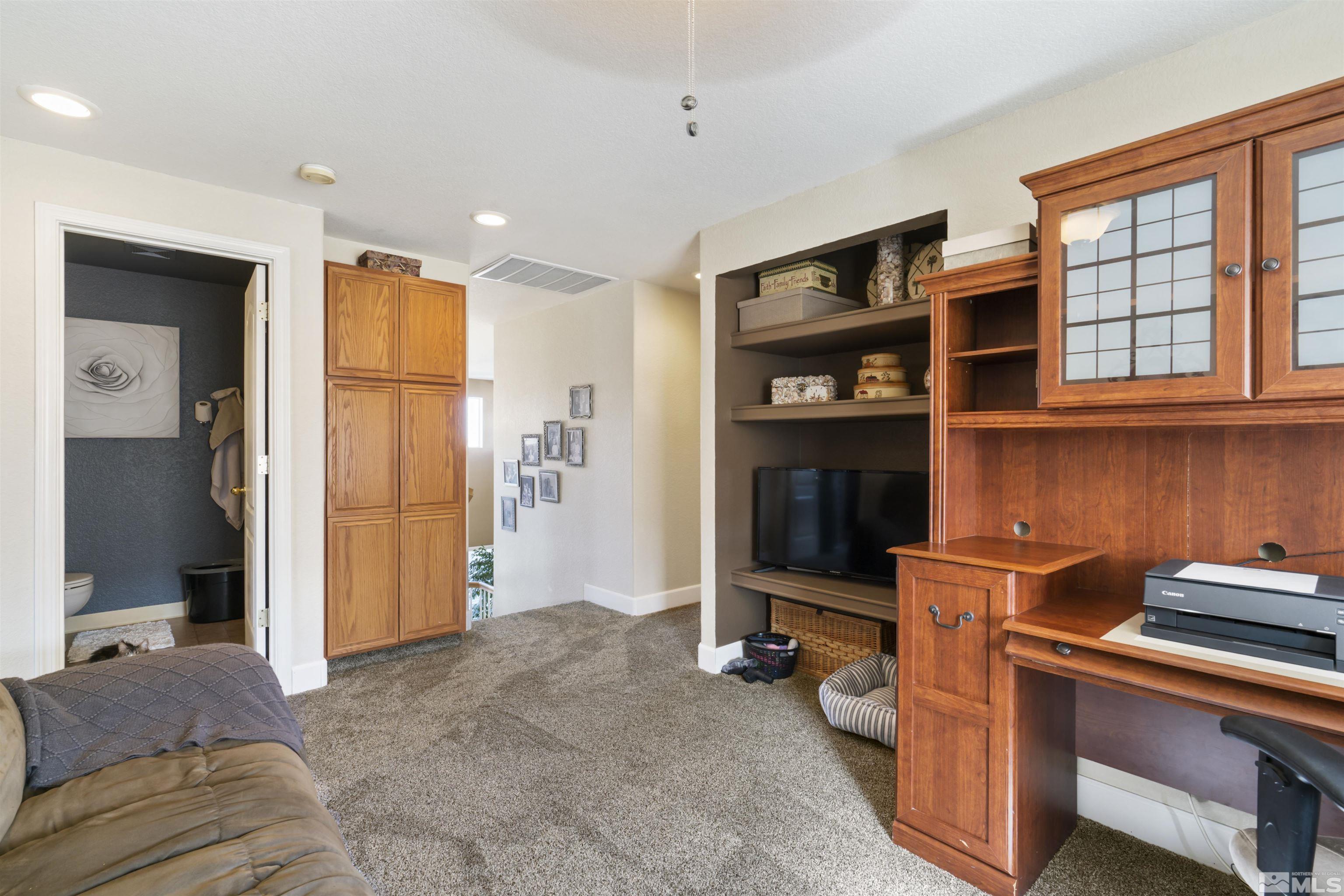 10045 Zephyr Heights Drive Reno, NV 89521 - Photo 26 of 32 Photo 26