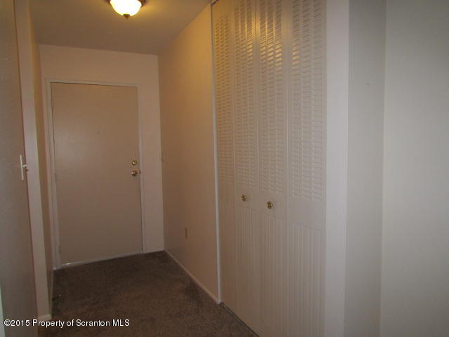 1412 Summit Pointe Scranton, PA 18508 - Photo 24 of 31