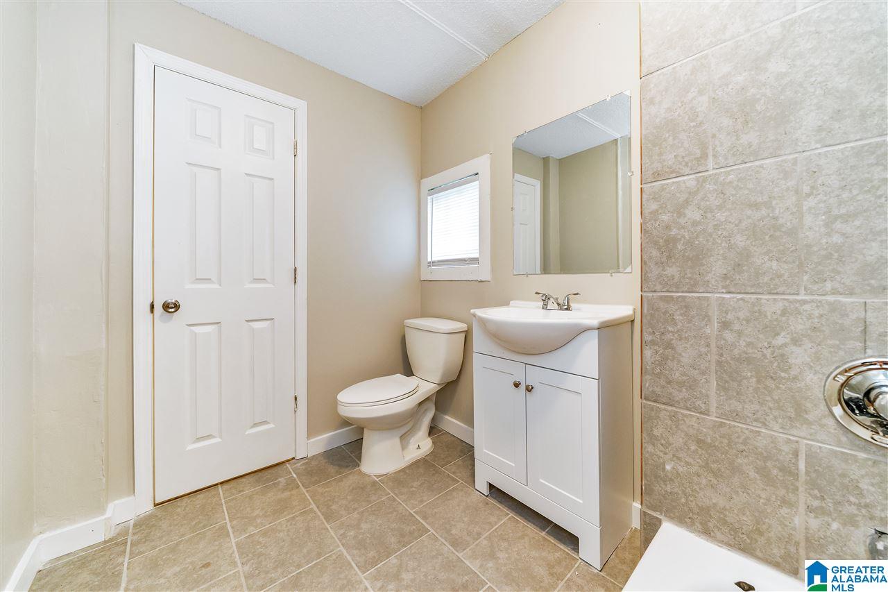 308 Cedar Circle Adamsville, AL 35005 - Photo 6 of 11