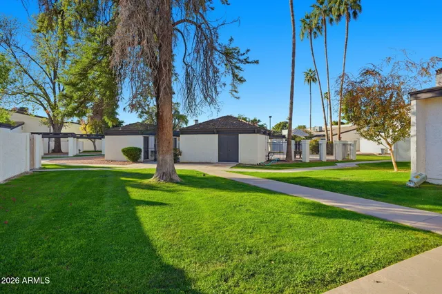 $1,595 | 1051 South Dobson Road, Unit 75, Mesa, AZ 85202