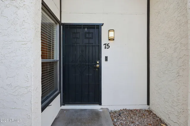 $1,595 | 1051 South Dobson Road, Unit 75, Mesa, AZ 85202