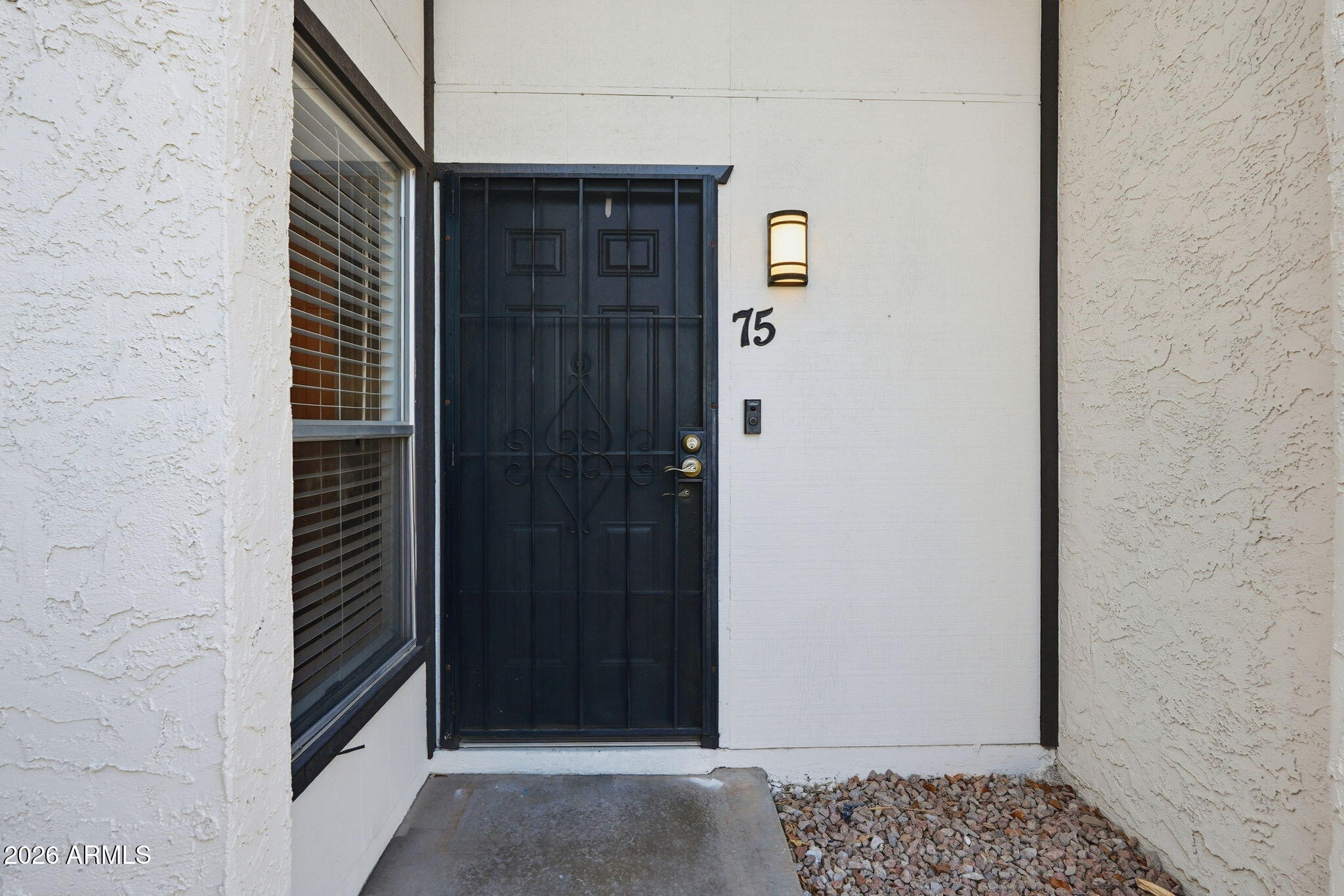 1051 South Dobson Road, Unit 75 Mesa, AZ 85202 - Photo 2 of 33 002_ListerPros