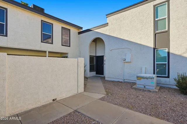 $1,595 | 1051 South Dobson Road, Unit 75, Mesa, AZ 85202