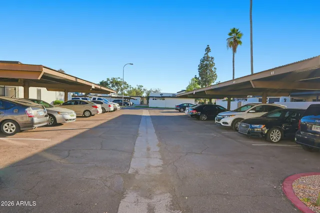 $1,595 | 1051 South Dobson Road, Unit 75, Mesa, AZ 85202