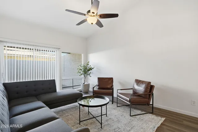 $1,595 | 1051 South Dobson Road, Unit 75, Mesa, AZ 85202