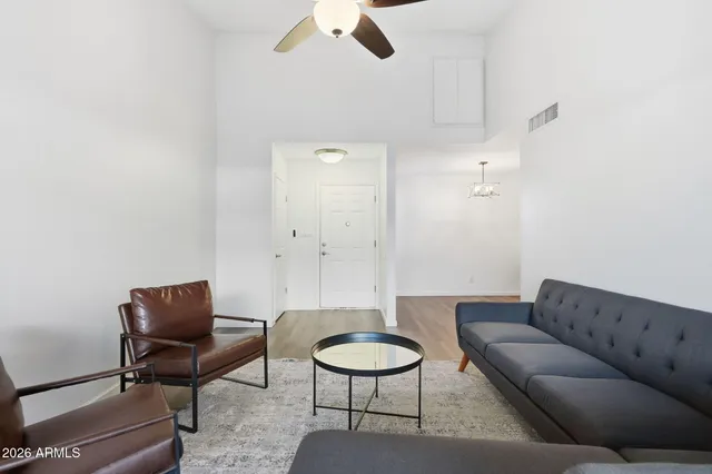 $1,595 | 1051 South Dobson Road, Unit 75, Mesa, AZ 85202