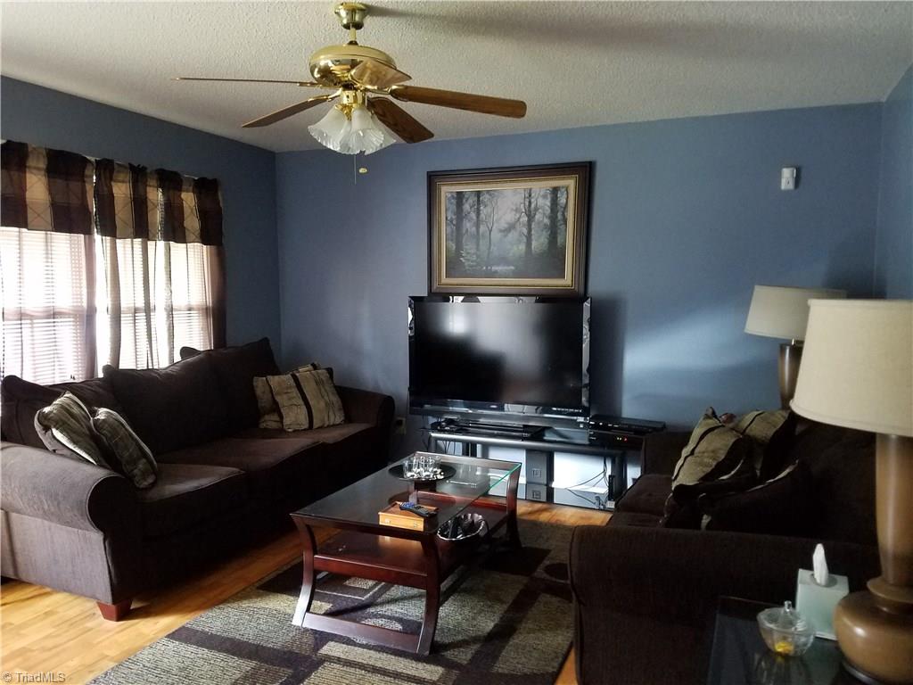 3308 Pine Valley Road High Point, NC 27265 - Photo 3 of 13