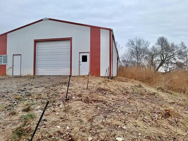 $74,900 | 1 East Hershaw Street, Fillmore, MO 64449