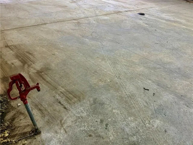 $84,900 | 1 East Hershaw Street, Fillmore, MO 64449