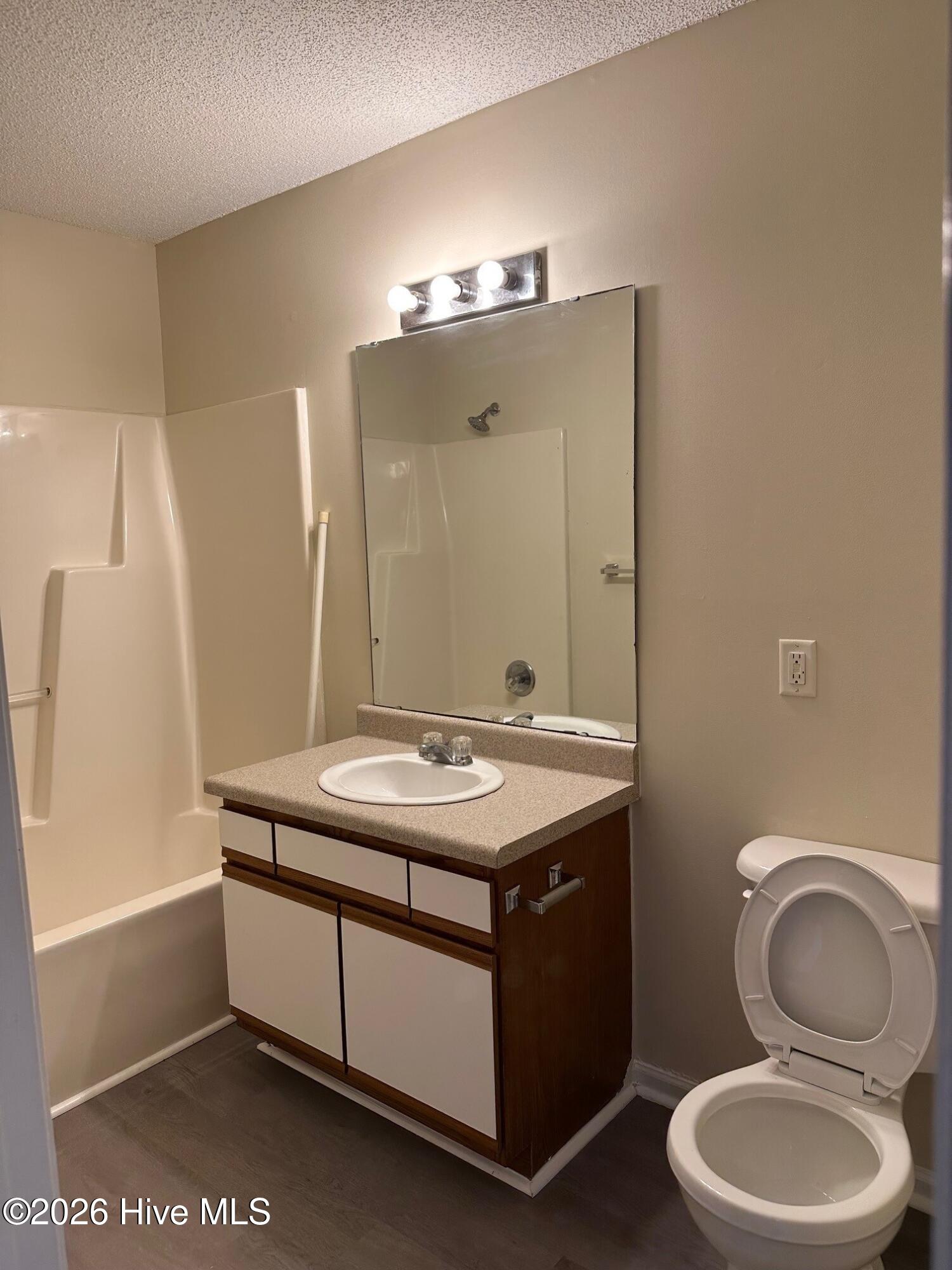 4460 Magellan Court, Unit B Ayden, NC 28513 - Photo 5 of 9 4