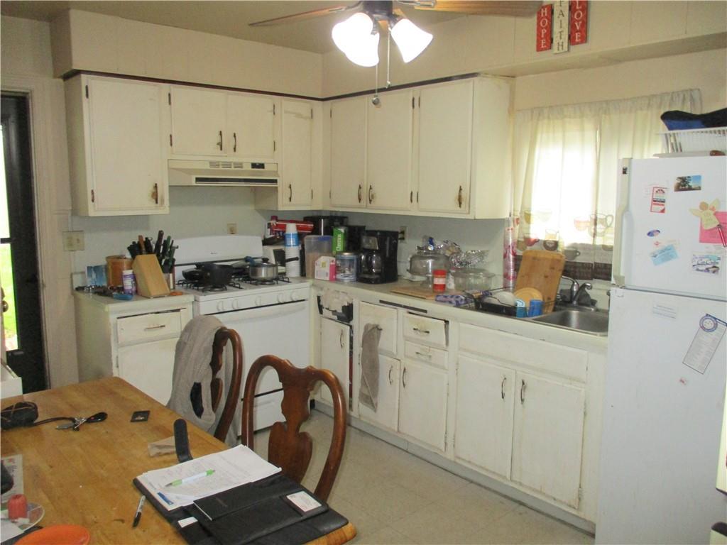 942 Beaver Road Ambridge, PA 15003 - Photo 7 of 22 Gallery Image 7