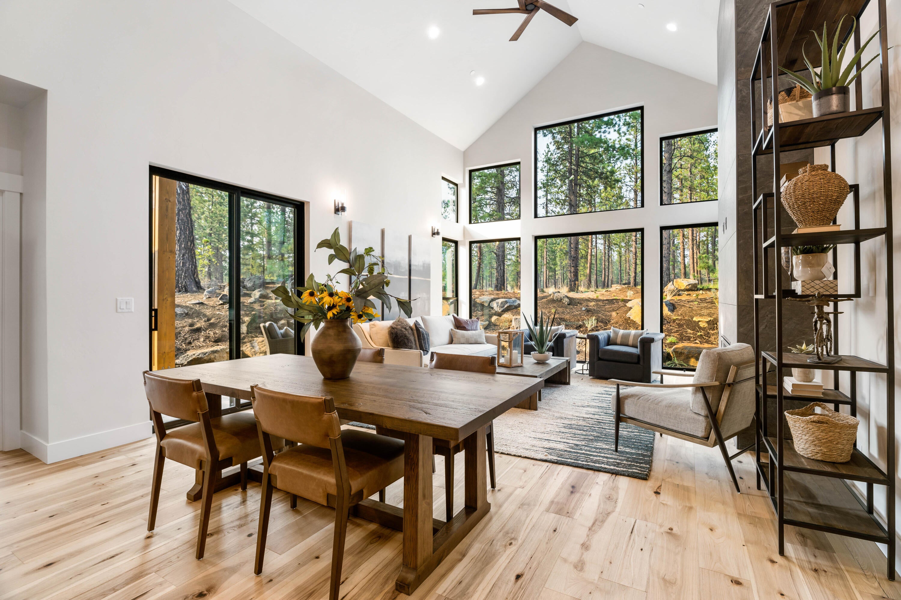 18172 Forestbrook Loop Bend, Unit 6 Bend, OR 97707 - Photo 11 of 58 04-Dining Room