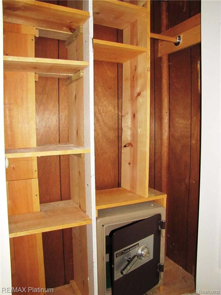 20206 Williamsville Road Gregory, MI 48137 - Photo 24 of 31 IMG_0656.JPG