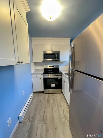 $1,980 | 31 Glenwood Avenue, Unit 11, Norwalk, CT 06854