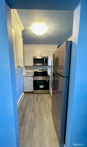 $1,980 | 31 Glenwood Avenue, Unit 11, Norwalk, CT 06854