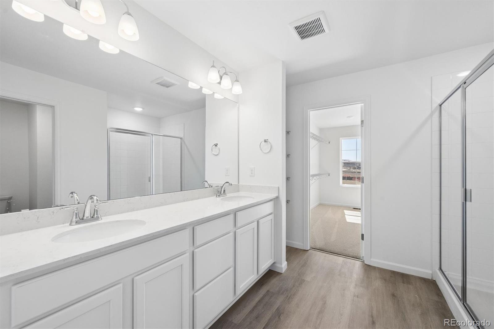 414 South Rifle Street Aurora, CO 80017 - Photo 15 of 22