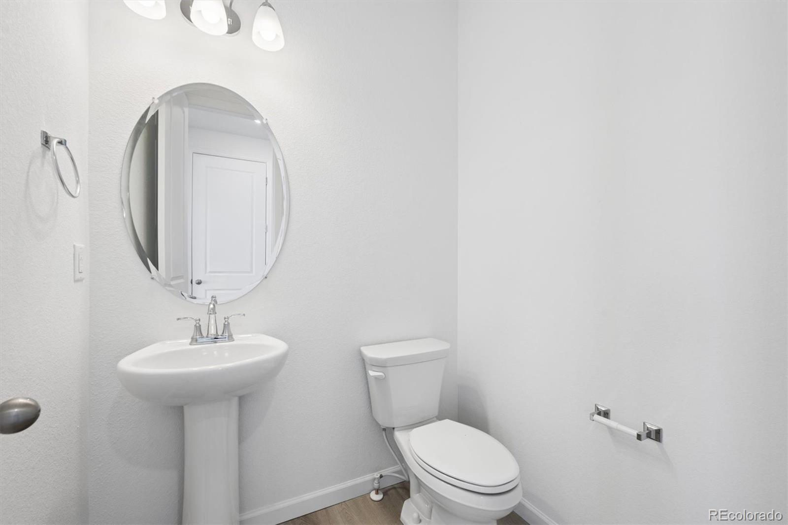 414 South Rifle Street Aurora, CO 80017 - Photo 5 of 22