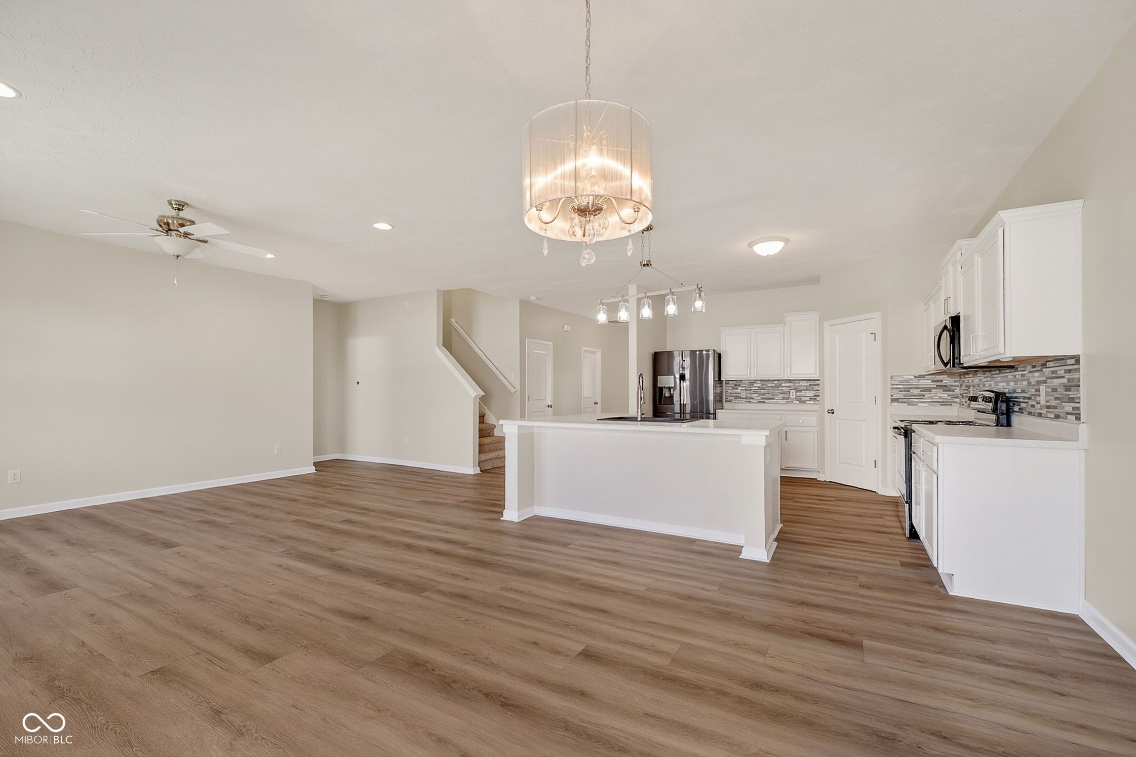 2715 Cabin Hill Road Indianapolis, IN 46229 - Photo 7 of 30