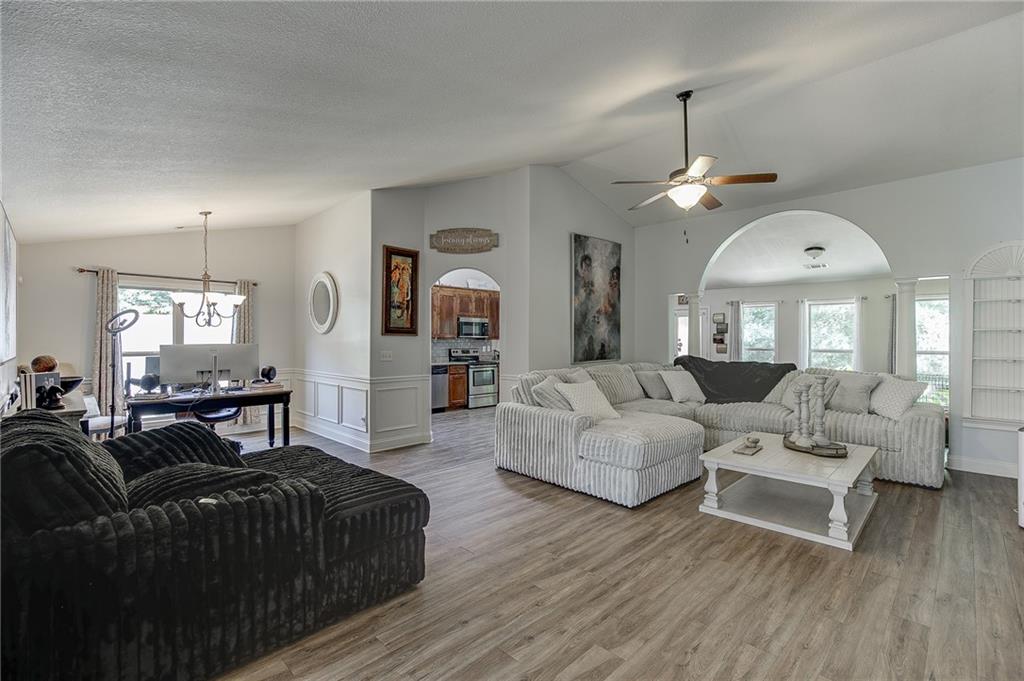 61 Graham Crossing Winder, GA 30680 - Photo 5 of 40