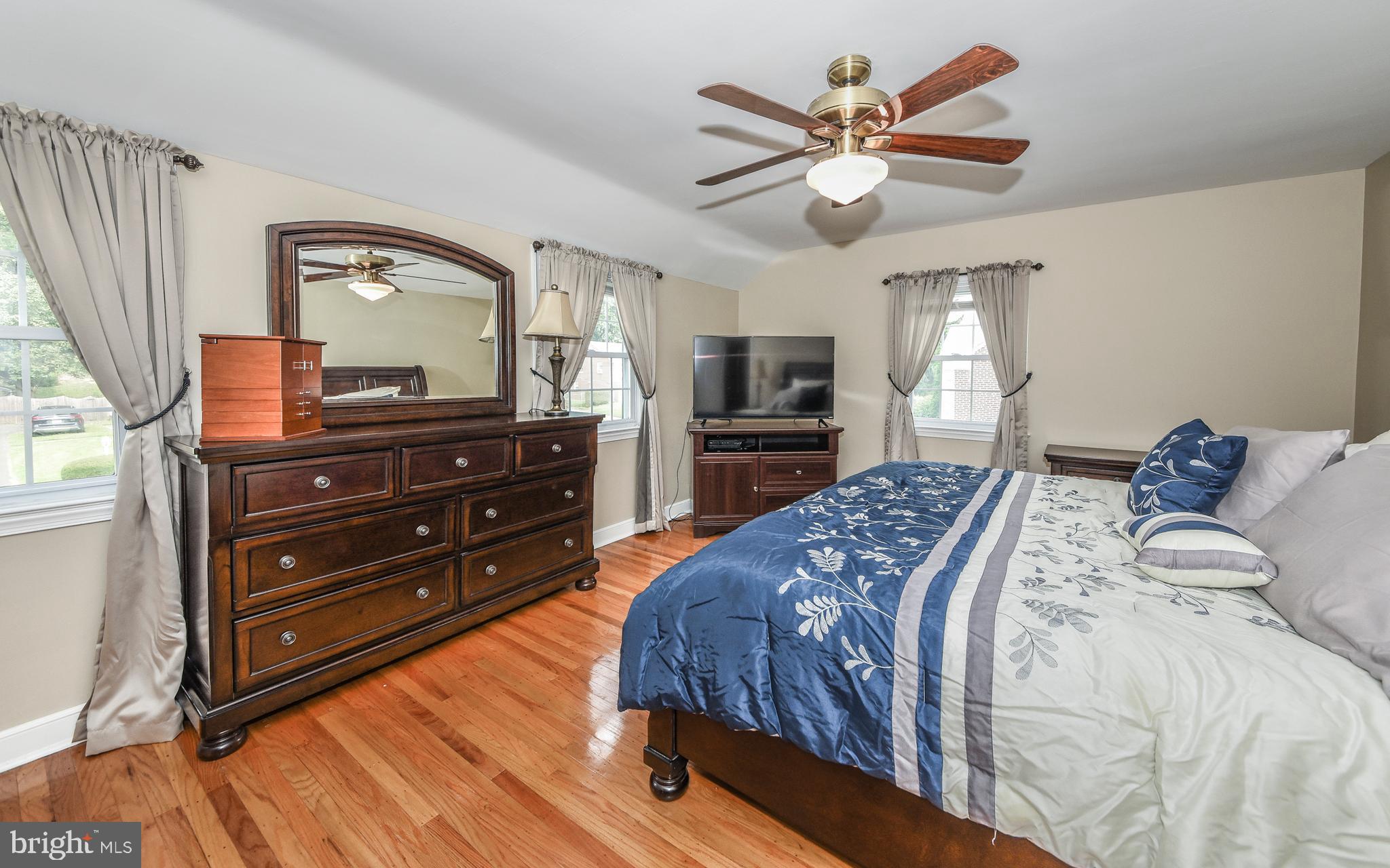 7641 Brookfield Road Cheltenham, PA 19012 - Photo 19 of 33 Master Bedroom