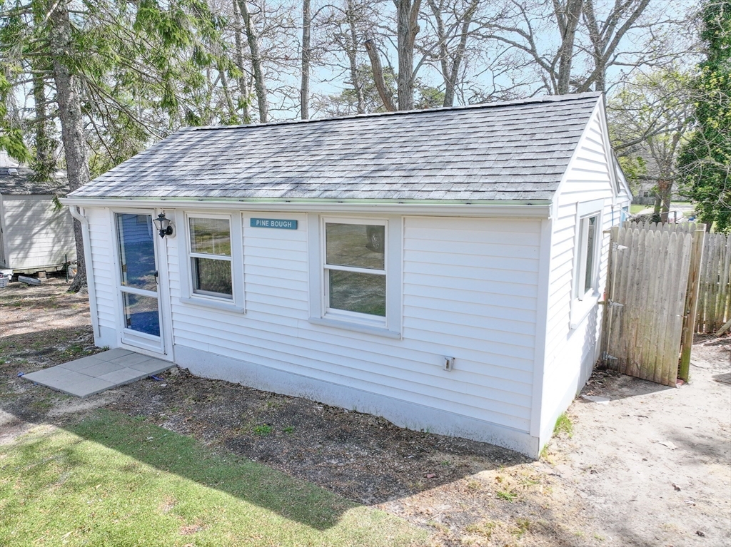 9 Bells Neck Road, Unit 4 West Harwich, MA 02671 - Photo 8 of 12