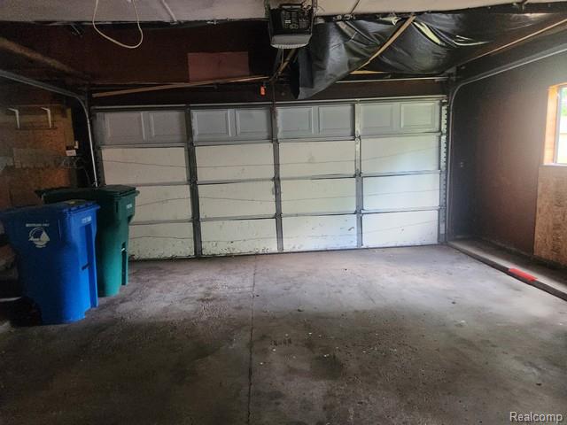 3302 Newton Road Commerce Township, MI 48382 - Photo 22 of 23 20260630_130103.jpg