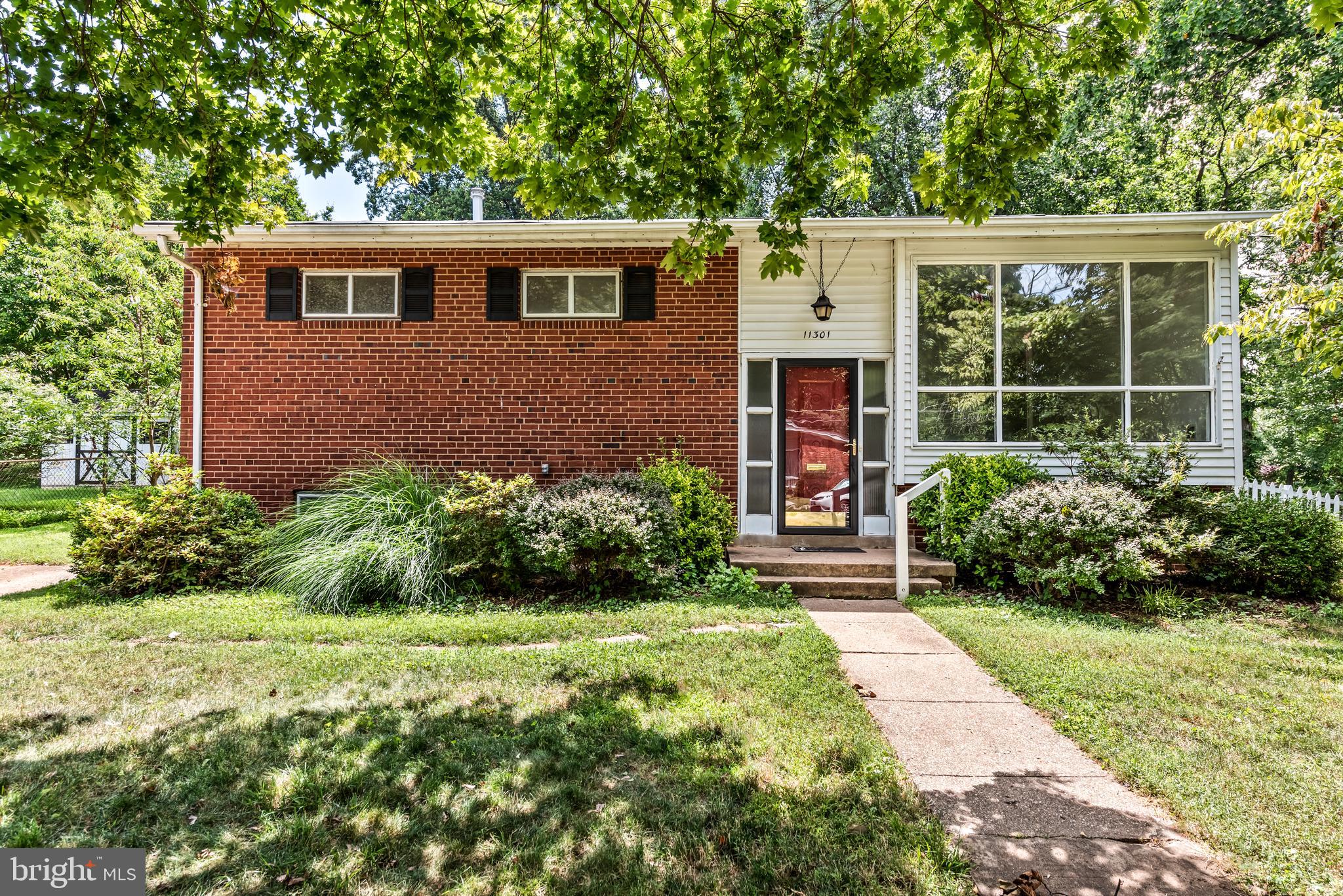 11301 Kenton Place Silver Spring, MD 20902 - Photo 1 of 37 Gallery Image 1