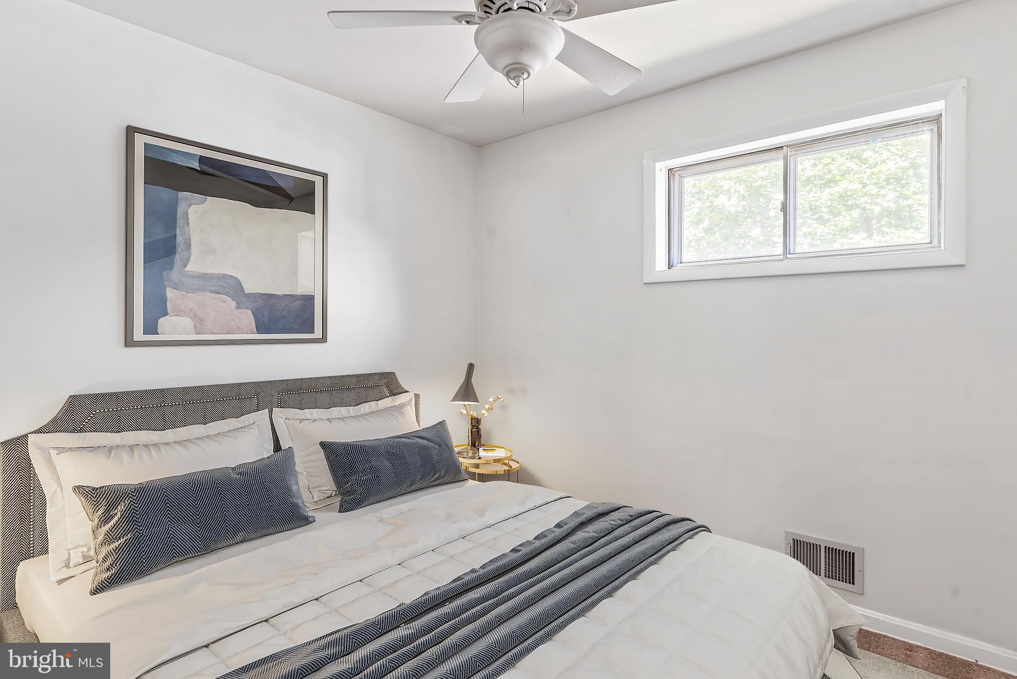 11301 Kenton Place Silver Spring, MD 20902 - Photo 16 of 37 Gallery Image 16