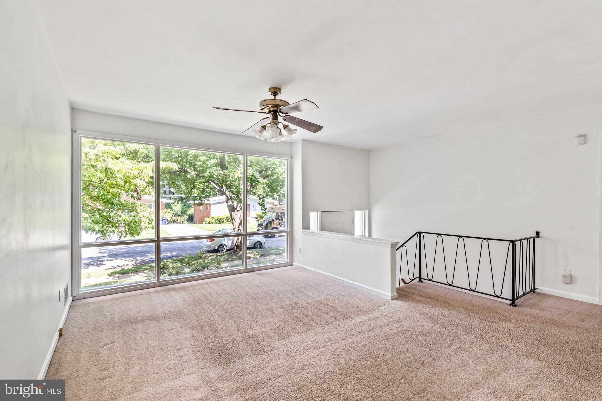 11301 Kenton Place Silver Spring, MD 20902 - Photo 3 of 37 Gallery Image 3
