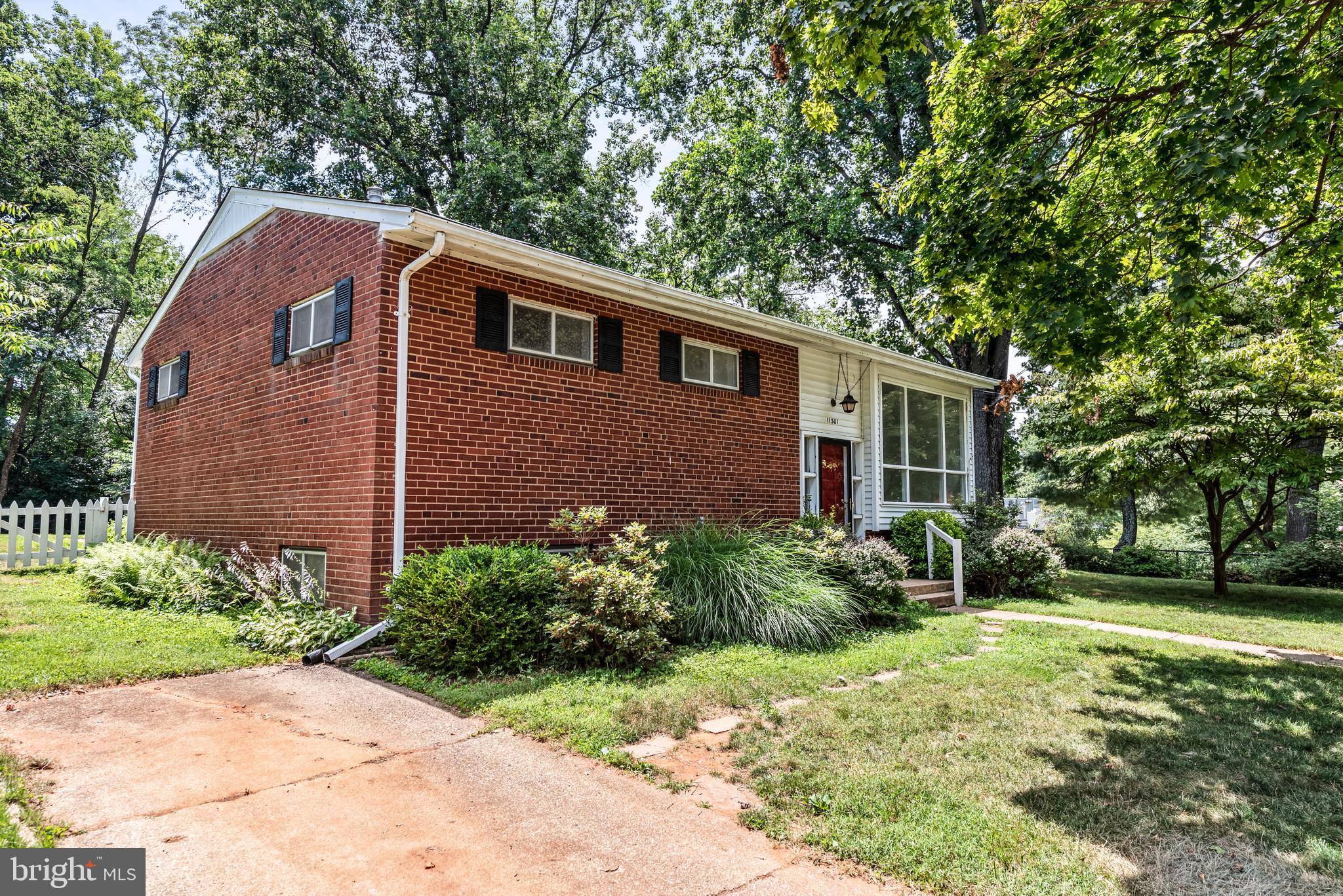 11301 Kenton Place Silver Spring, MD 20902 - Photo 33 of 37 Gallery Image 33