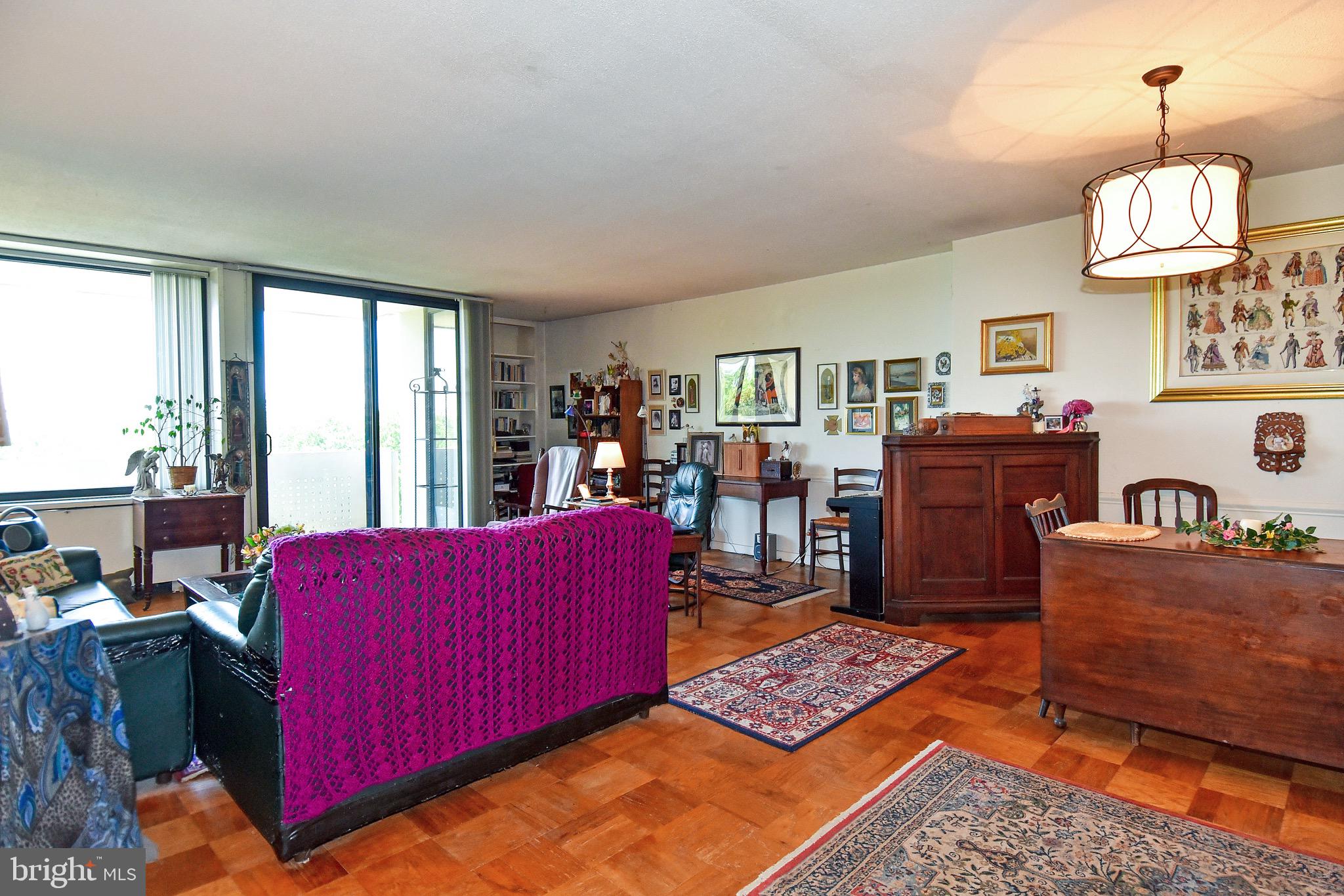 429 N Street Southwest, Unit S607 Washington, DC 20024 - Photo 29 of 55 a living room with furniture and a window