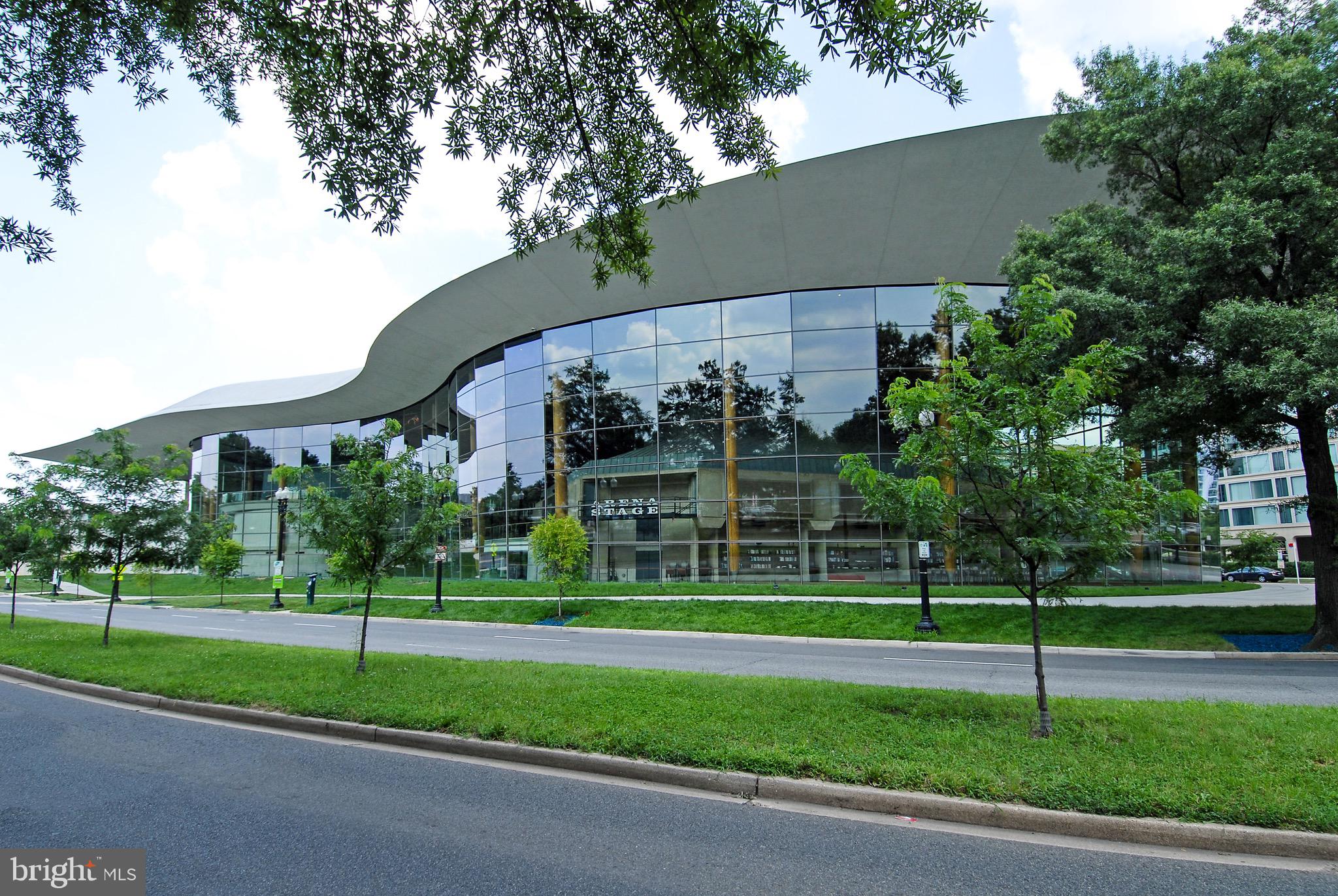 429 N Street Southwest, Unit S607 Washington, DC 20024 - Photo 38 of 55 a view of a park with large trees