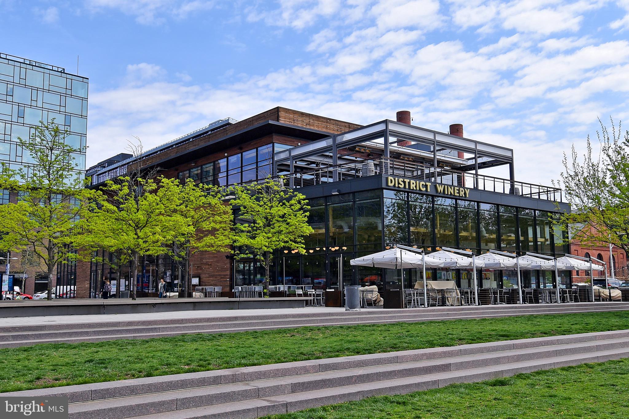 429 N Street Southwest, Unit S607 Washington, DC 20024 - Photo 41 of 55 a front view of a house with a garden